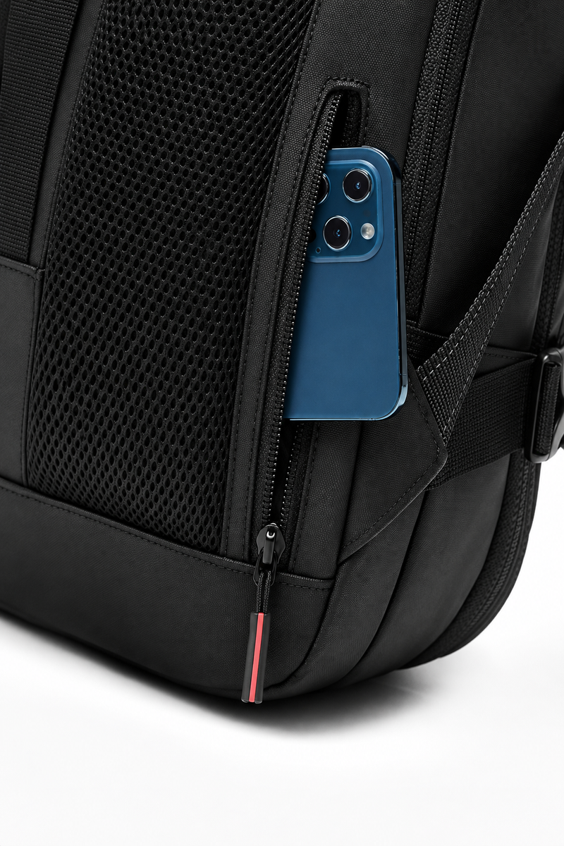 TaviBag VacPack anti-theft pocket with custom striped zipper pull