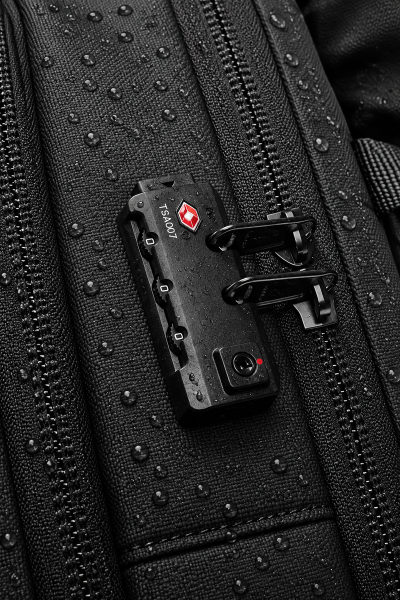 TaviBag VacPack authentic TSA lock on waterproof shell